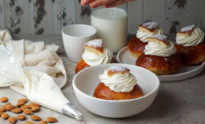 The making of semlor
