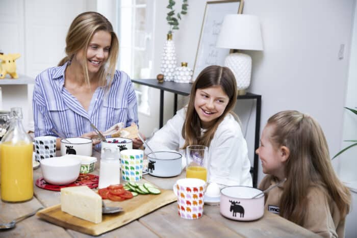 a family with moz goods